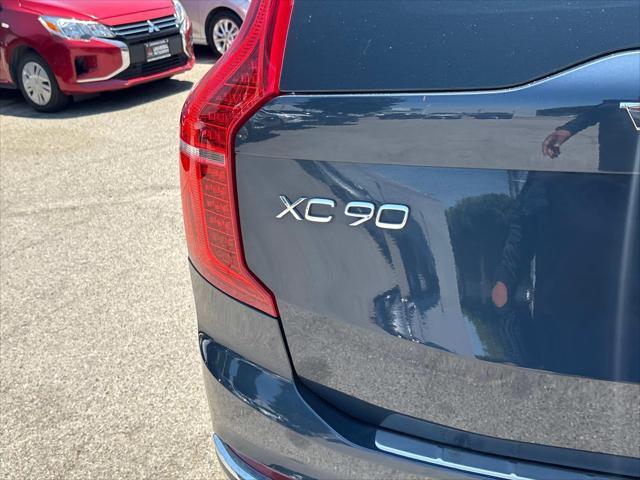 Photo of 2025 Denim Blue Metallic Volvo XC90 Plug-In Hybrid