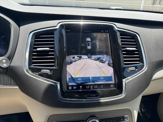 Photo of 2025 Denim Blue Metallic Volvo XC90 Plug-In Hybrid