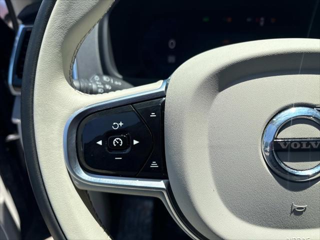 Photo of 2025 Denim Blue Metallic Volvo XC90 Plug-In Hybrid