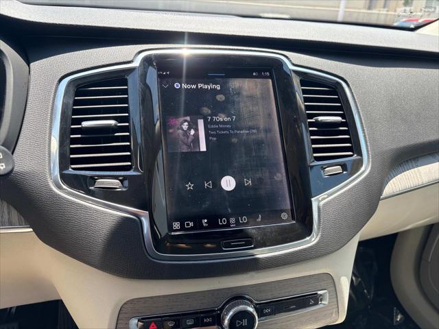 Photo of 2025 Denim Blue Metallic Volvo XC90 Plug-In Hybrid