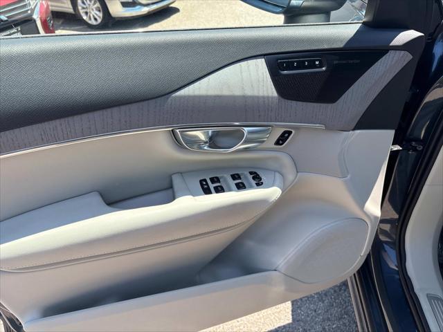 Photo of 2025 Denim Blue Metallic Volvo XC90 Plug-In Hybrid