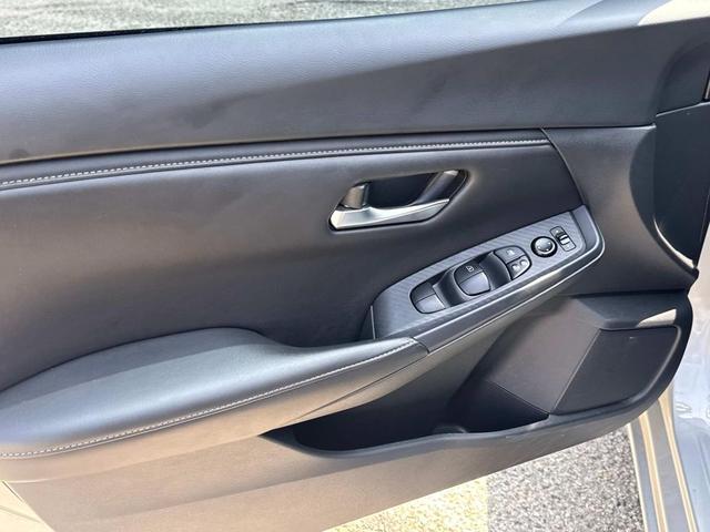 Photo of 2023 Brilliant Silver Metallic Nissan Sentra