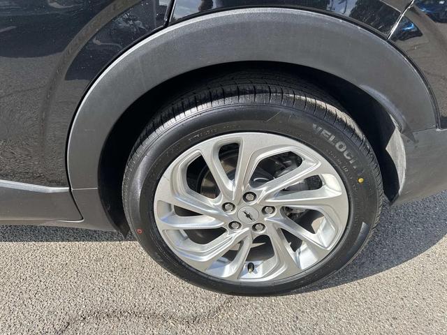 Photo of 2023 Mosaic Black Metallic Chevrolet Bolt EUV