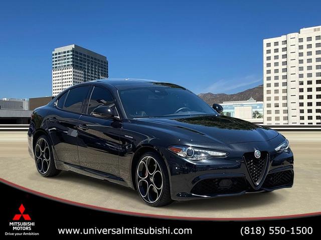 Photo of 2022 Vulcano Black Metallic Alfa Romeo Giulia