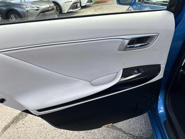 Photo of 2020 Atmospheric Blue Metallic Toyota Mirai