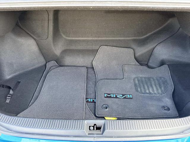 Photo of 2020 Atmospheric Blue Metallic Toyota Mirai