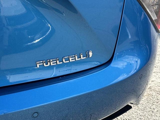 Photo of 2020 Atmospheric Blue Metallic Toyota Mirai