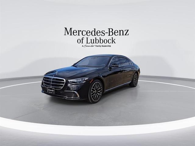 Photo of 2023 Black Mercedes-Benz S-Class