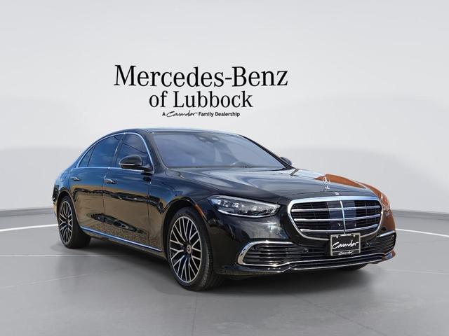 Photo of 2023 Black Mercedes-Benz S-Class