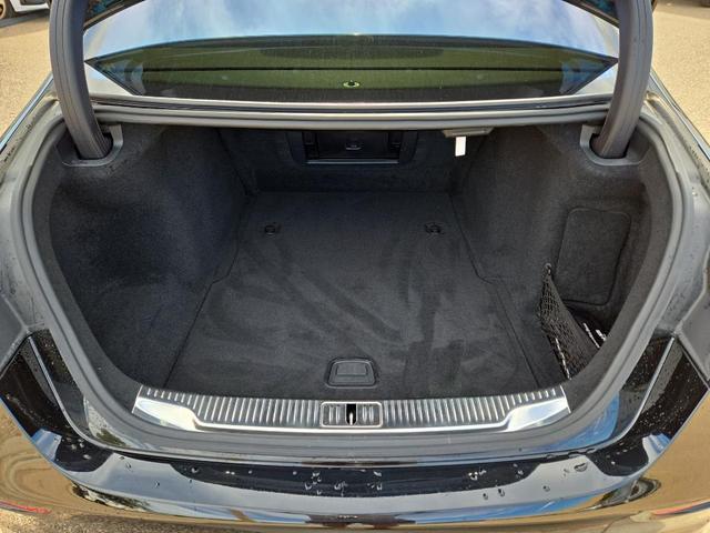 Photo of 2023 Black Mercedes-Benz S-Class