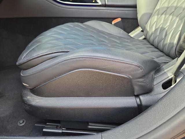 Photo of 2023 Black Mercedes-Benz S-Class