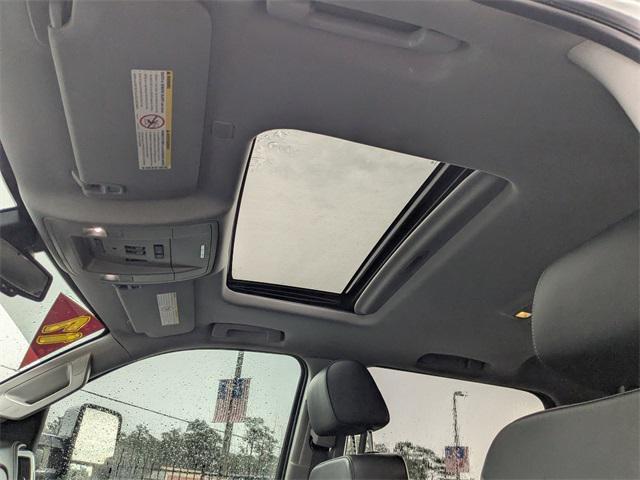 Photo of 2017 Summit White Chevrolet Silverado 2500