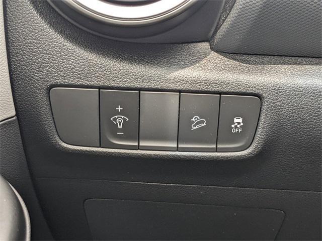 Photo of 2023 Pulse Red Hyundai KONA