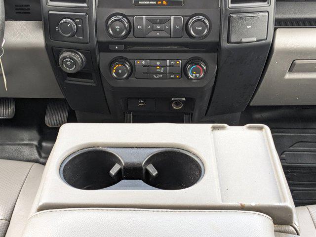 Photo of 2018 Oxford White Ford F-150
