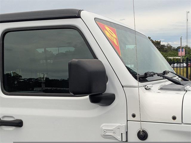 Photo of 2020 Bright White Clearcoat Jeep Wrangler Unlimited