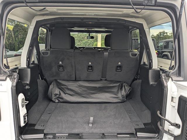Photo of 2020 Bright White Clearcoat Jeep Wrangler Unlimited