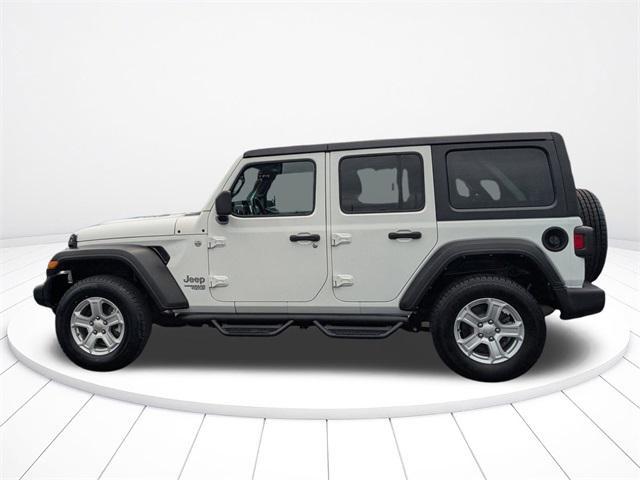 Photo of 2020 Bright White Clearcoat Jeep Wrangler Unlimited