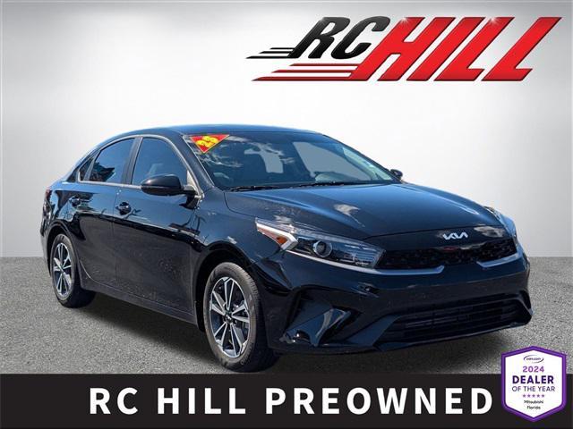 Photo of 2023 Aurora Black Pearl Kia Forte