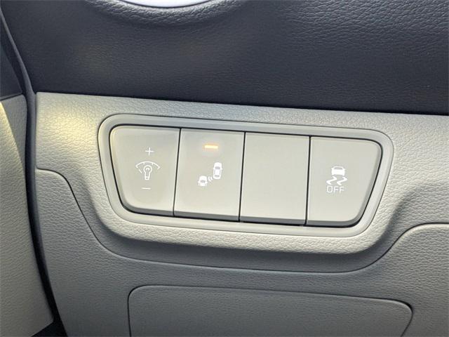Photo of 2023 Aurora Black Pearl Kia Forte
