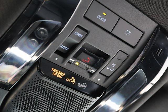 Photo of 2024 Silver Lexus GX 550