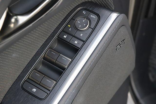 Photo of 2024 Silver Lexus GX 550