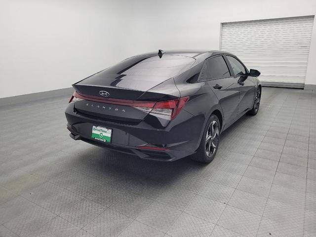 Photo of 2023 Phantom Black Hyundai ELANTRA
