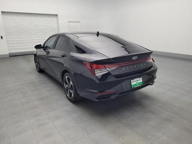 Photo of 2023 Phantom Black Hyundai ELANTRA
