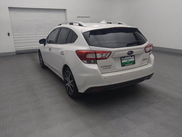 Photo of 2018 Crystal White Pearl Subaru Impreza