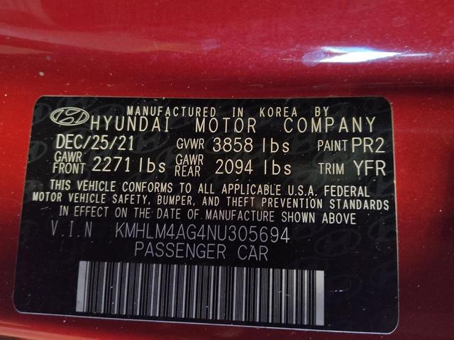 Photo of 2022 Red Hyundai ELANTRA