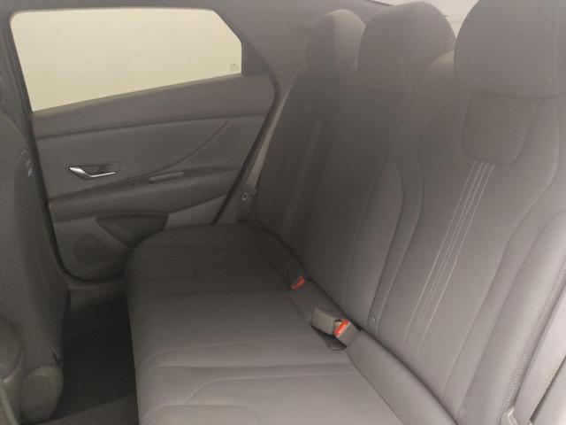 Photo of 2022 Red Hyundai ELANTRA