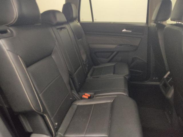 Photo of 2021 Deep Black Pearl Volkswagen Atlas