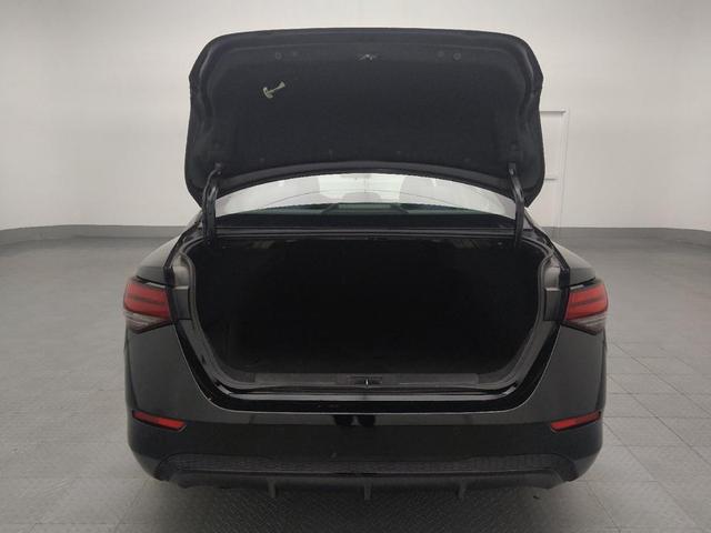 Photo of 2021 Super Black Nissan Sentra