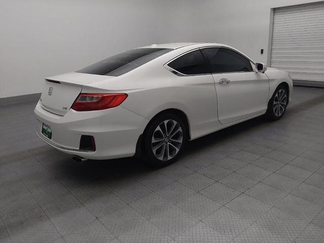 Photo of 2013 White Orchid Pearl Honda Accord