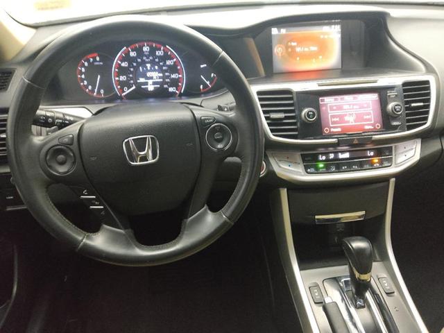 Photo of 2013 White Orchid Pearl Honda Accord