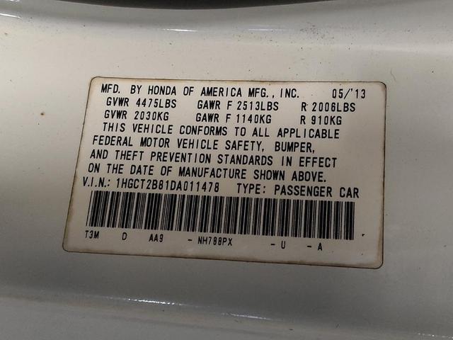 Photo of 2013 White Orchid Pearl Honda Accord
