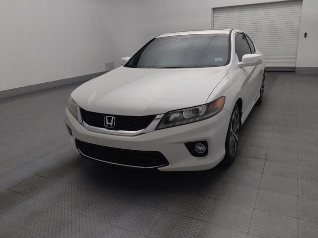 Photo of 2013 White Orchid Pearl Honda Accord