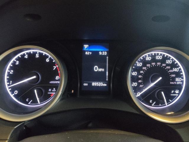 Photo of 2023 Ice Cap Toyota Camry