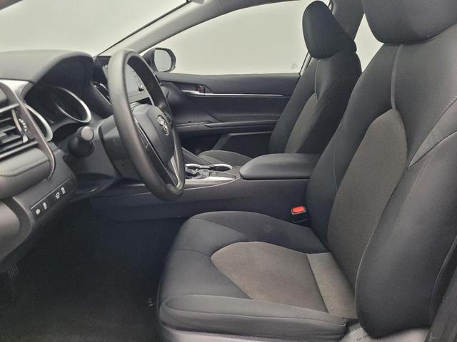 Photo of 2023 Ice Cap Toyota Camry