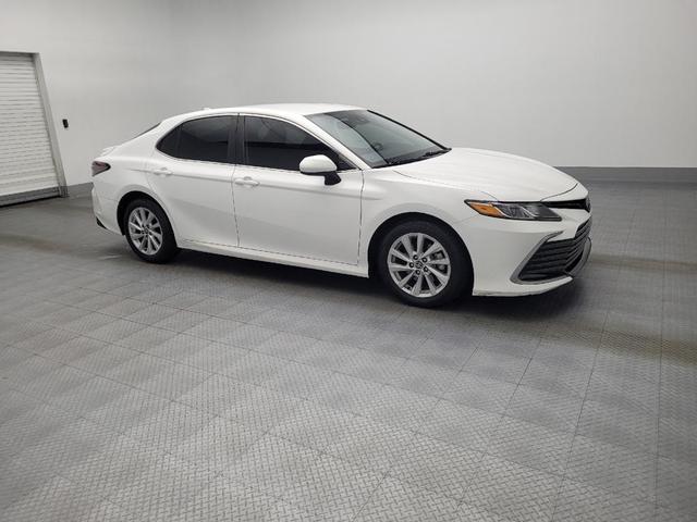 Photo of 2023 Ice Cap Toyota Camry