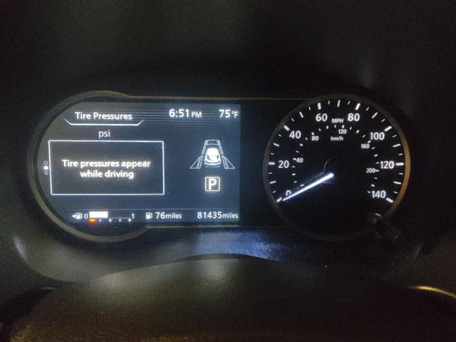 Photo of 2020 Super Black Nissan Kicks