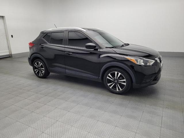 Photo of 2020 Super Black Nissan Kicks