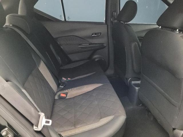 Photo of 2020 Super Black Nissan Kicks