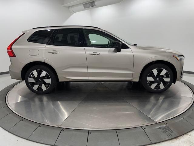 Photo of 2025 Dusk Volvo XC60 Plug-In Hybrid