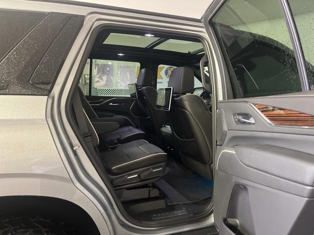 Photo of 2023 Silver Metallic Cadillac Escalade