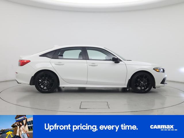 Photo of 2024 White Honda Civic