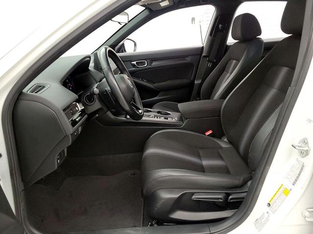 Photo of 2024 White Honda Civic