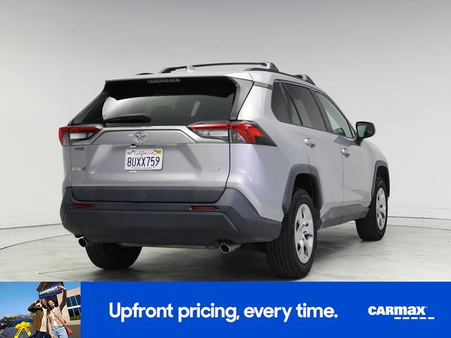 Photo of 2019 Silver Toyota RAV4