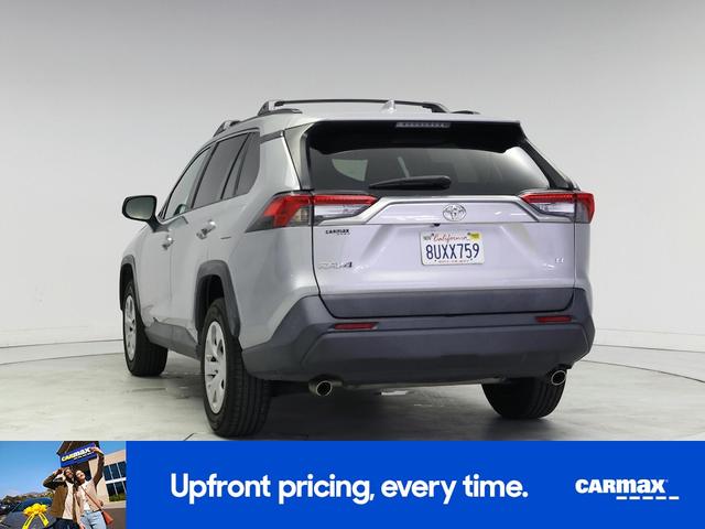 Photo of 2019 Silver Toyota RAV4