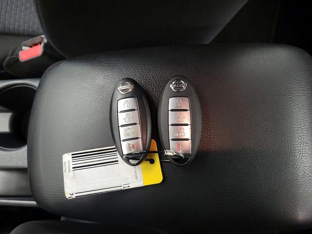 Photo of 2017 Gray Nissan Sentra