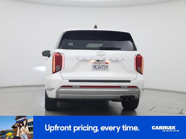 Photo of 2023 White Hyundai PALISADE
